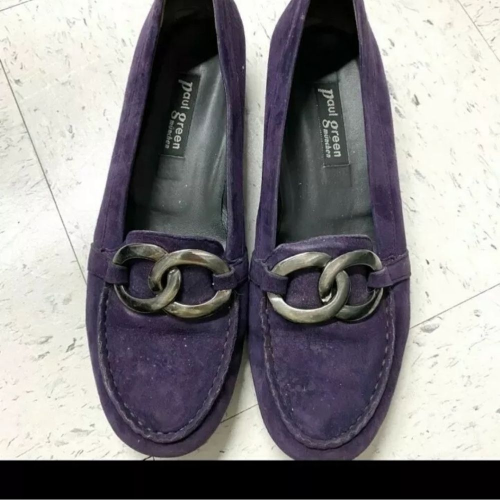RARE Paul Green Munchen Purple Suede Silver Hardware Loafer